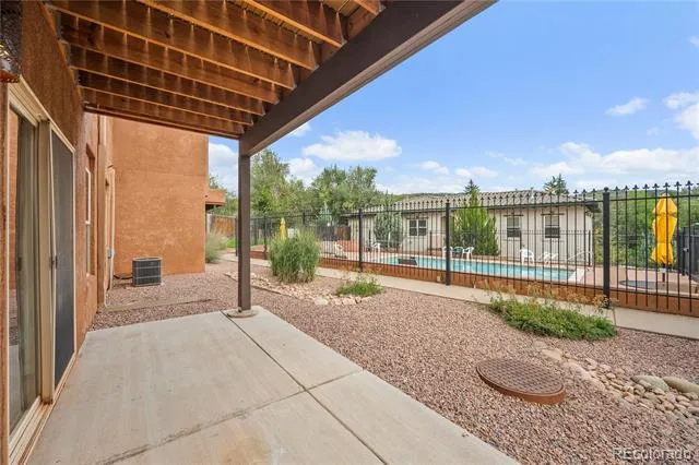18 Taos Place Manitou Springs, CO 80829