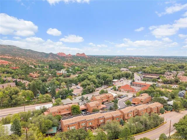 18 Taos Place Manitou Springs, CO 80829