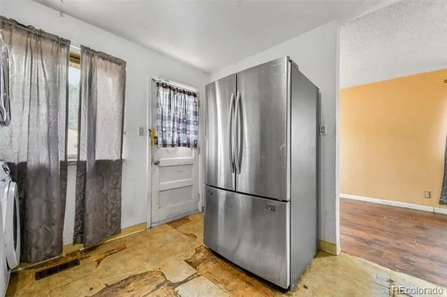 2402 Chimayo Drive Colorado Springs, CO 80911