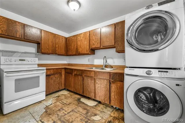 2402 Chimayo Drive Colorado Springs, CO 80911