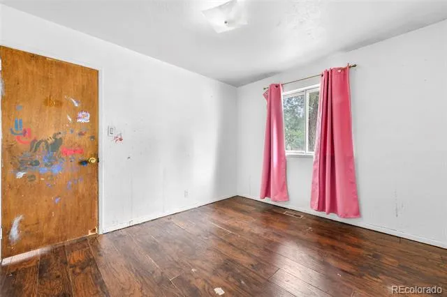2402 Chimayo Drive Colorado Springs, CO 80911