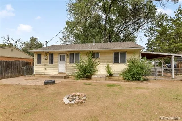 2402 Chimayo Drive Colorado Springs, CO 80911