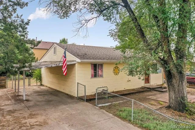 2402 Chimayo Drive Colorado Springs, CO 80911