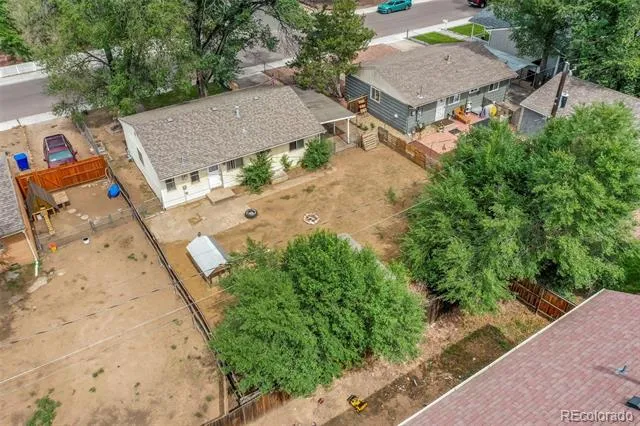 2402 Chimayo Drive Colorado Springs, CO 80911