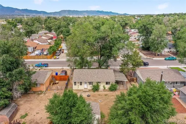 2402 Chimayo Drive Colorado Springs, CO 80911