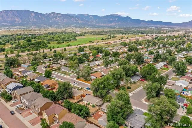 2402 Chimayo Drive Colorado Springs, CO 80911