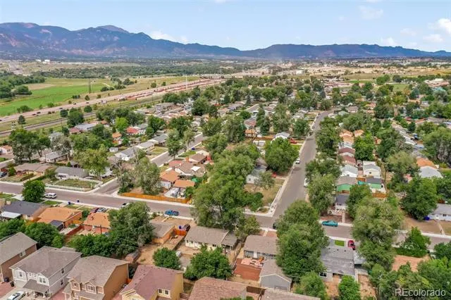 2402 Chimayo Drive Colorado Springs, CO 80911
