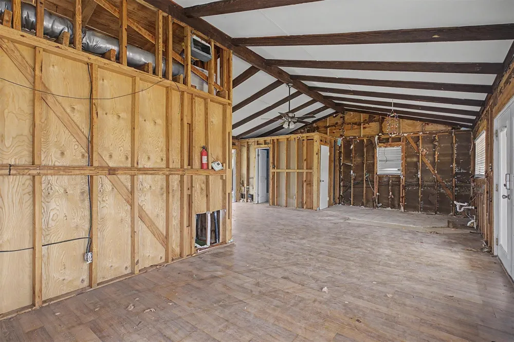 16646 Jolly Roger Road Jamaica Beach, TX 77554