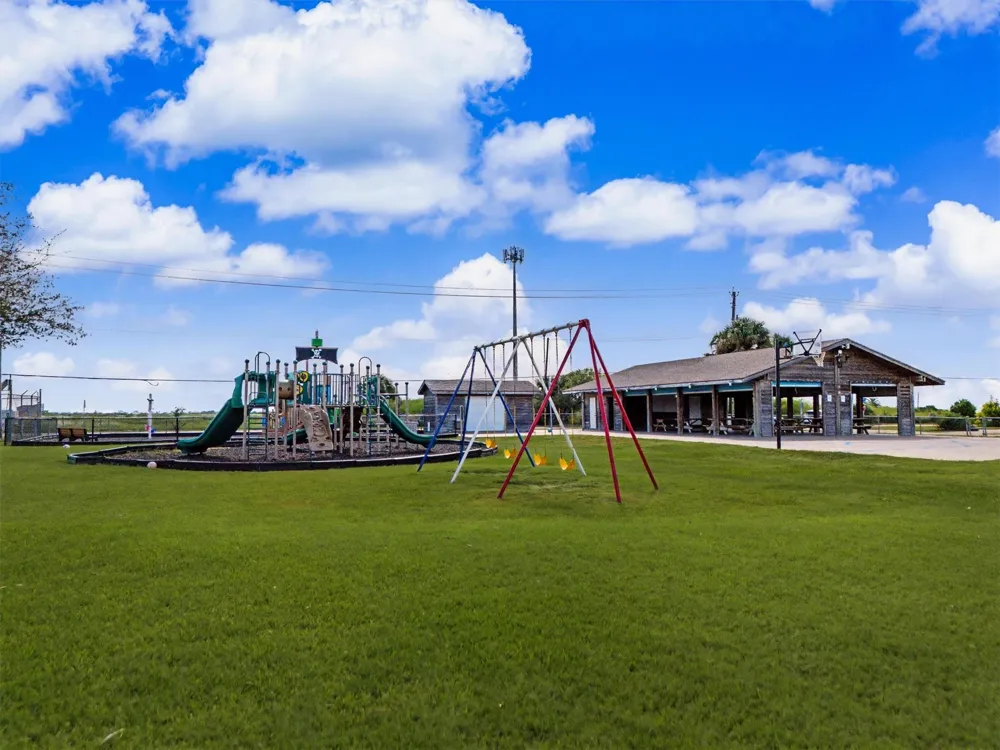 16646 Jolly Roger Road Jamaica Beach, TX 77554