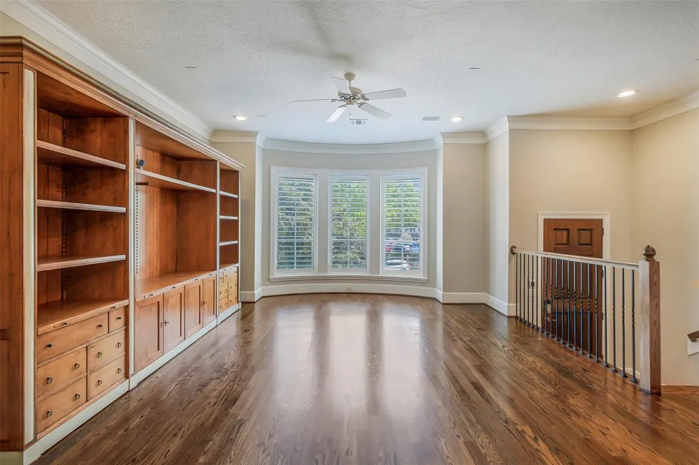 1374 Lake Pointe Parkway Sugar Land, TX 77478