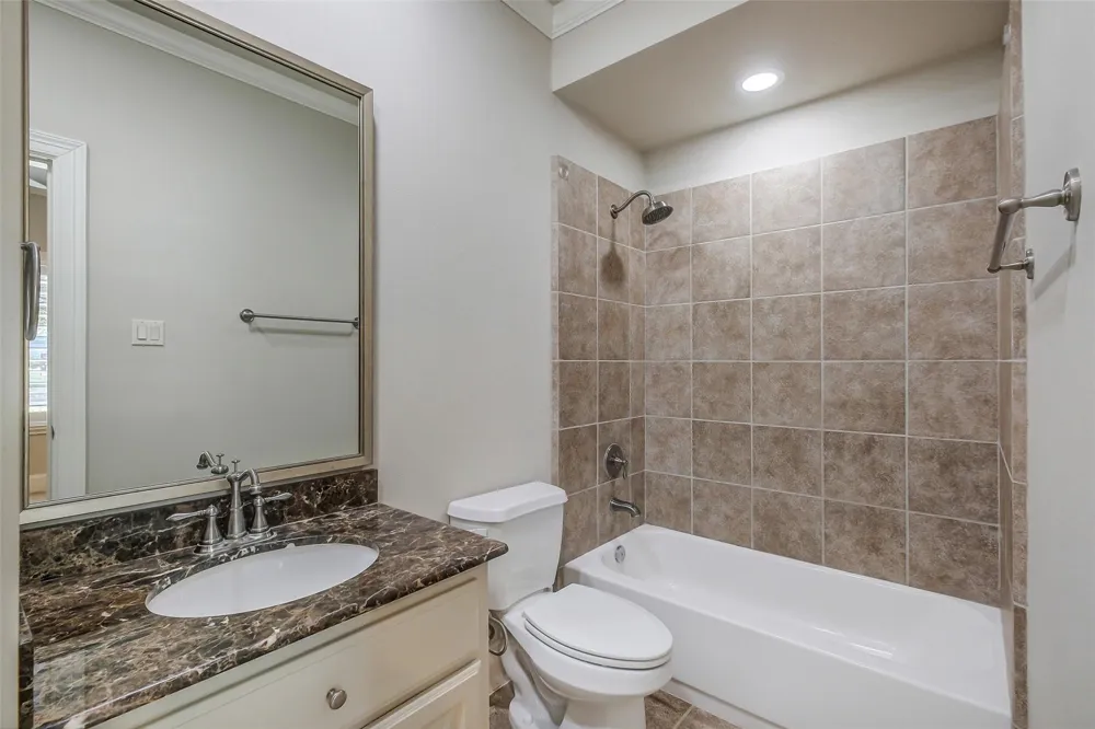 1374 Lake Pointe Parkway Sugar Land, TX 77478