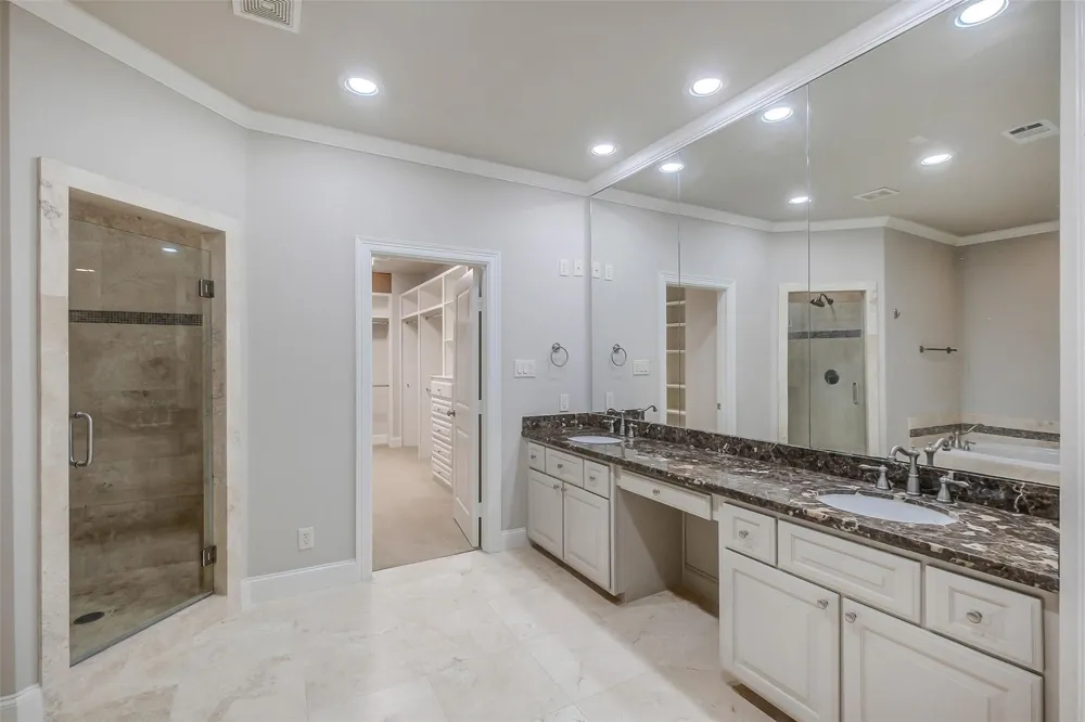 1374 Lake Pointe Parkway Sugar Land, TX 77478