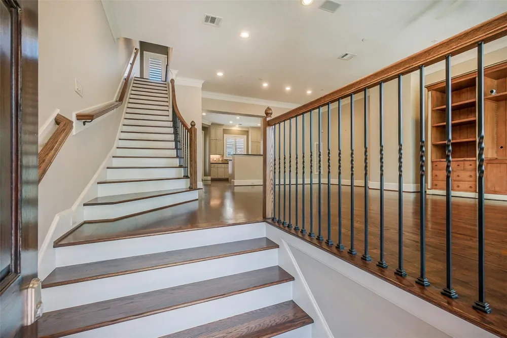 1374 Lake Pointe Parkway Sugar Land, TX 77478
