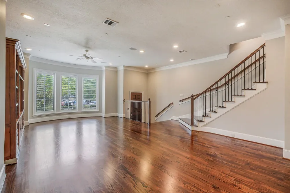 1374 Lake Pointe Parkway Sugar Land, TX 77478