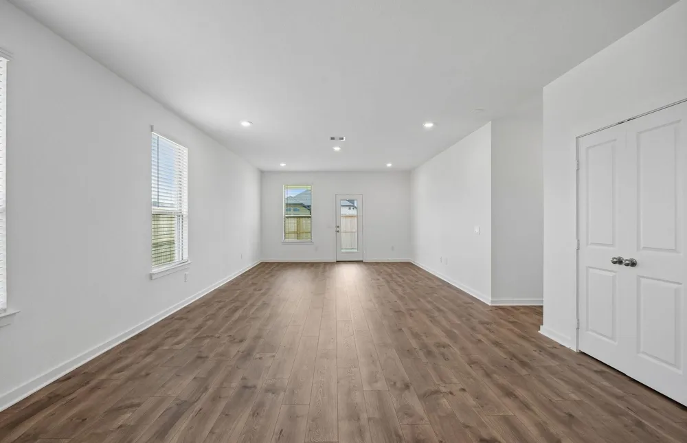 6106 Bayou Birch Lane Baytown, TX 77521