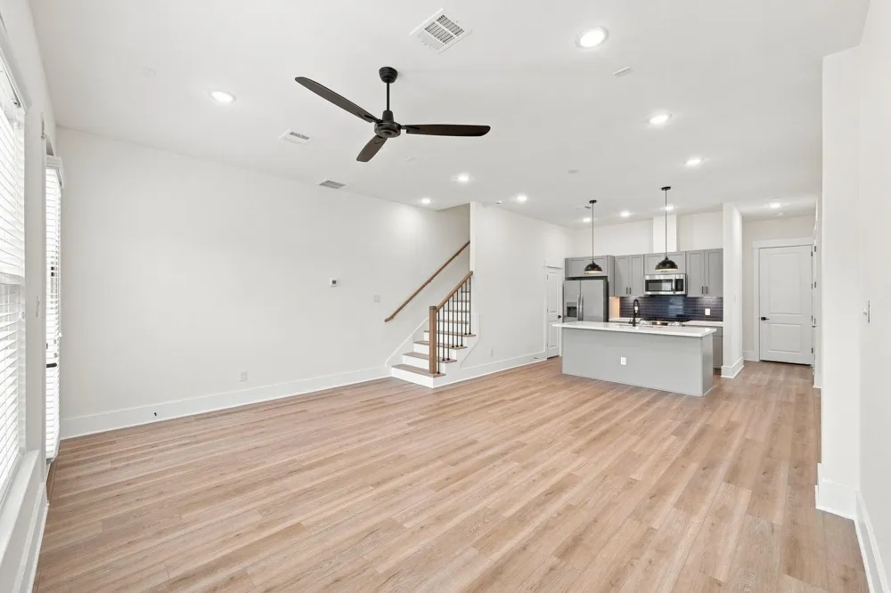 3542 Amos Street #F Houston, TX 77021
