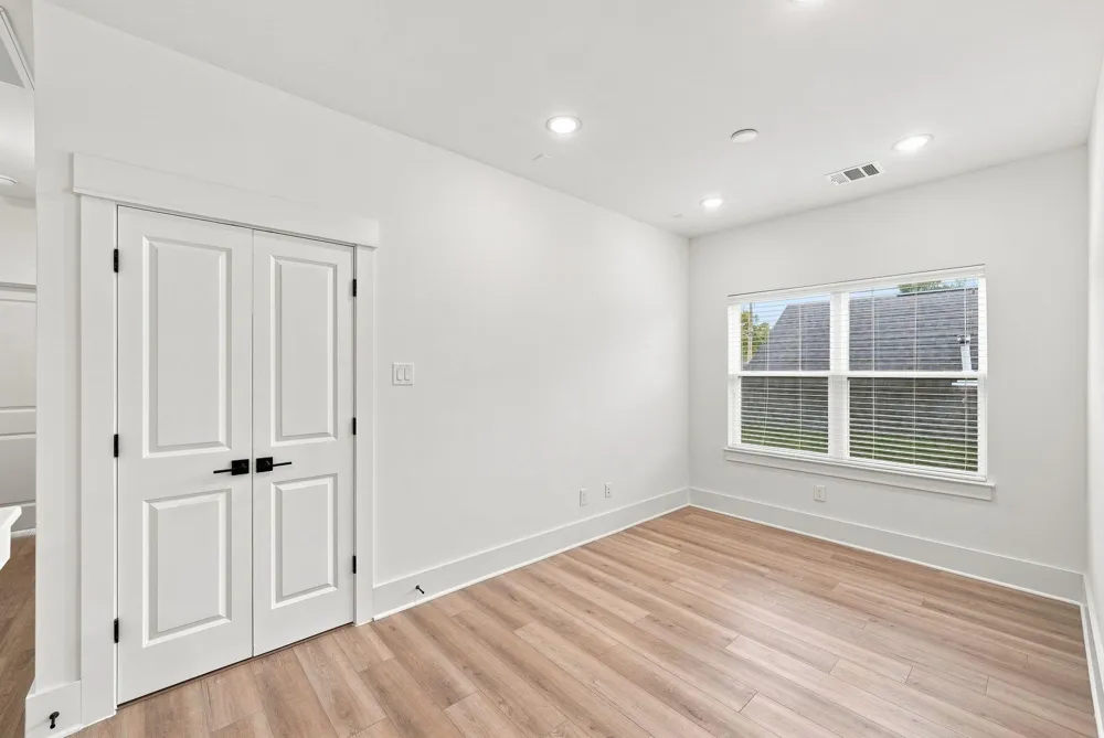 3542 Amos Street #F Houston, TX 77021