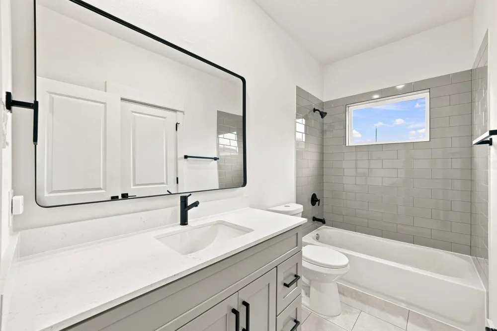 3542 Amos Street #F Houston, TX 77021