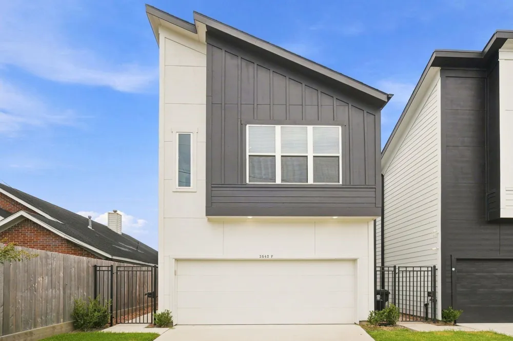 3542 Amos Street #F Houston, TX 77021
