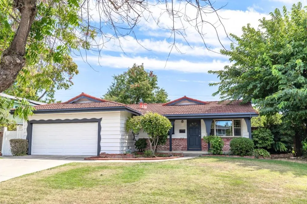 3370 Suncrest Avenue San Jose, CA 95132