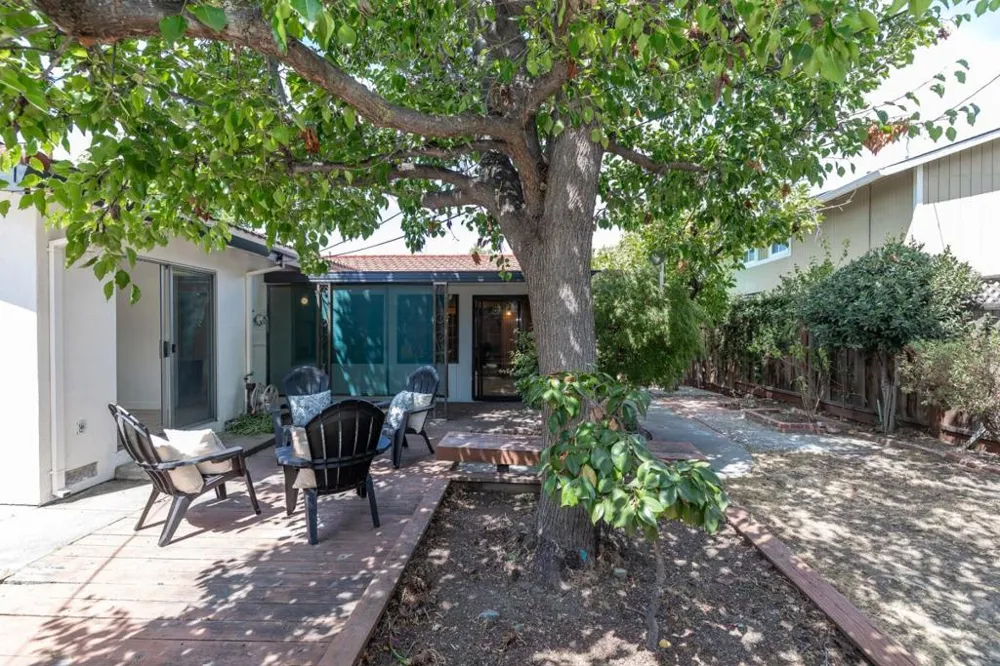 3370 Suncrest Avenue San Jose, CA 95132