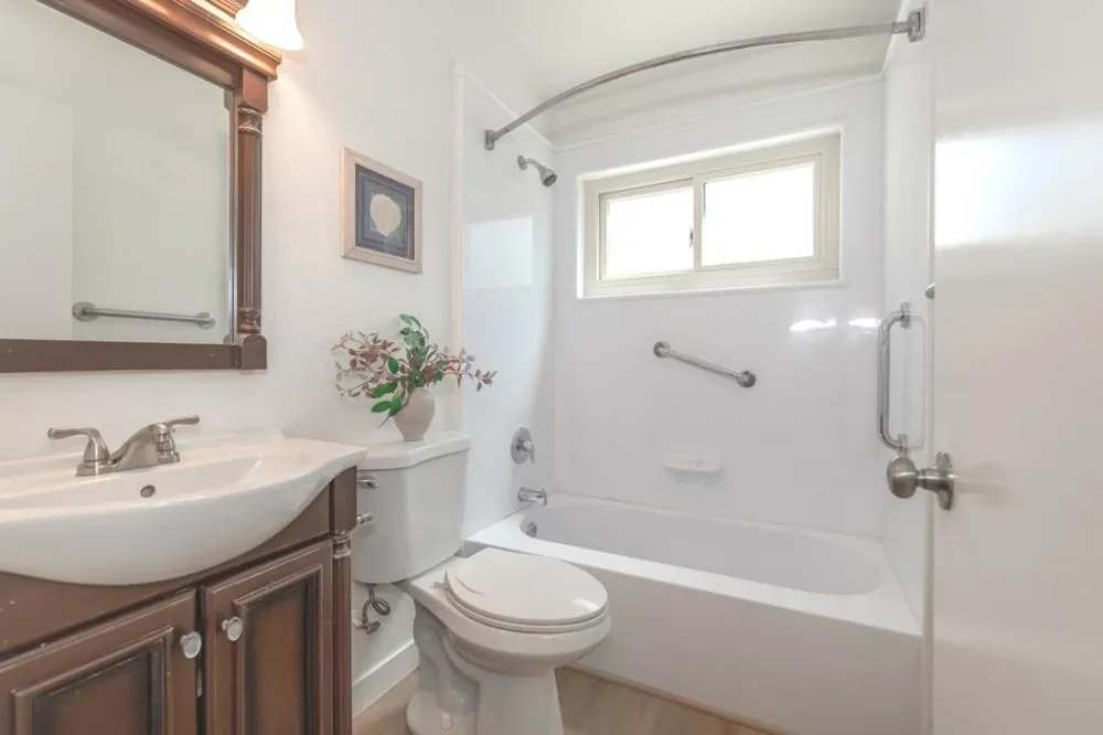3370 Suncrest Avenue San Jose, CA 95132