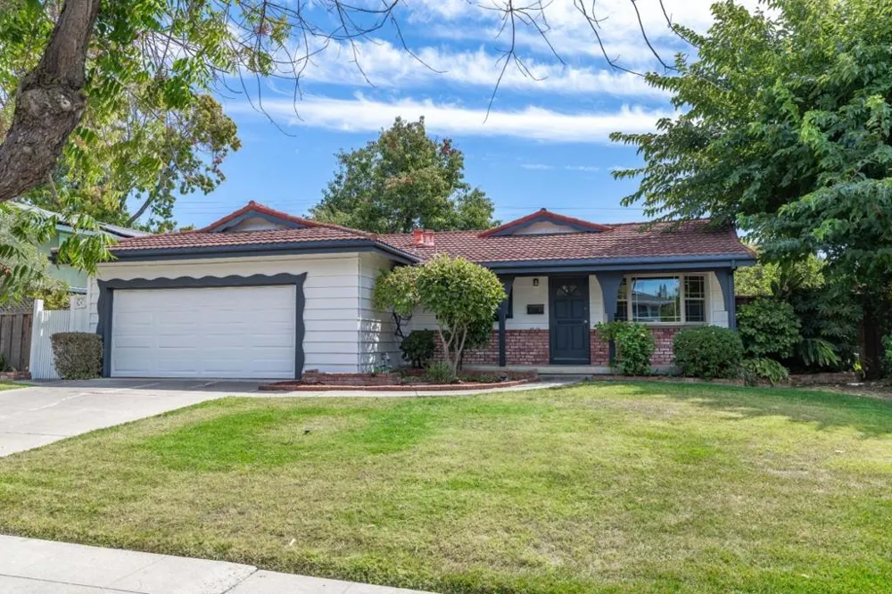 3370 Suncrest Avenue San Jose, CA 95132