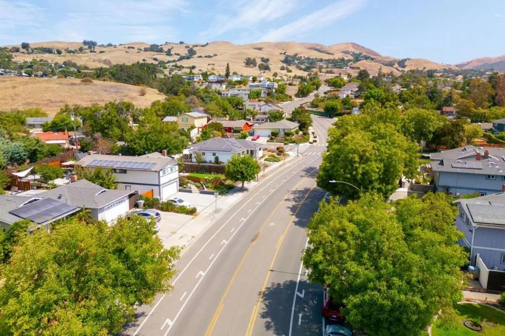 3370 Suncrest Avenue San Jose, CA 95132