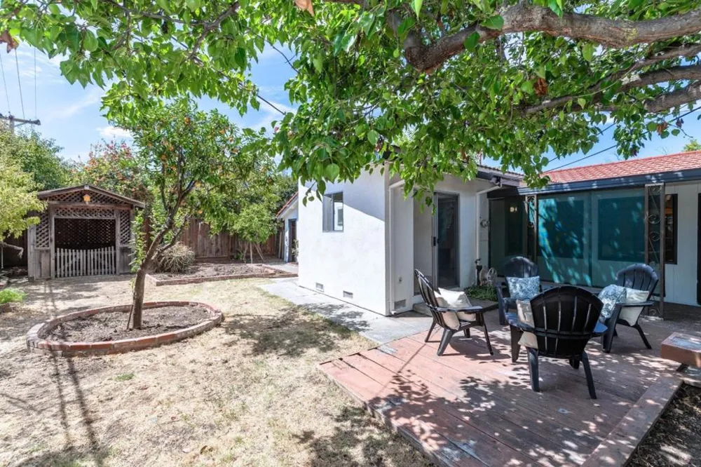 3370 Suncrest Avenue San Jose, CA 95132