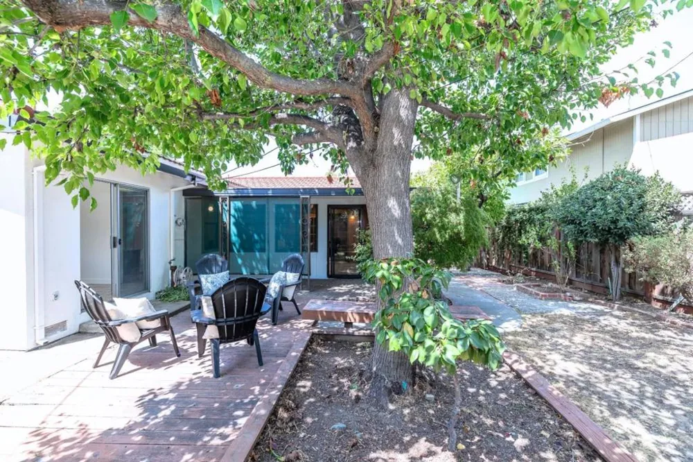 3370 Suncrest Avenue San Jose, CA 95132