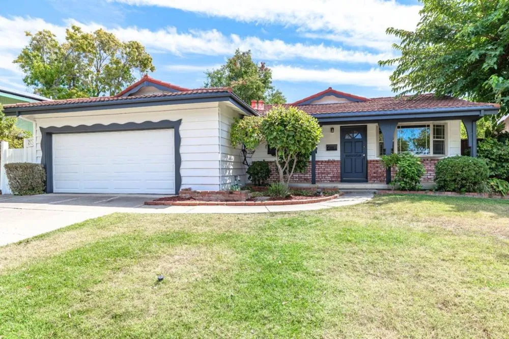 3370 Suncrest Avenue San Jose, CA 95132