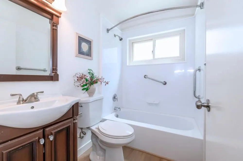 3370 Suncrest Avenue San Jose, CA 95132