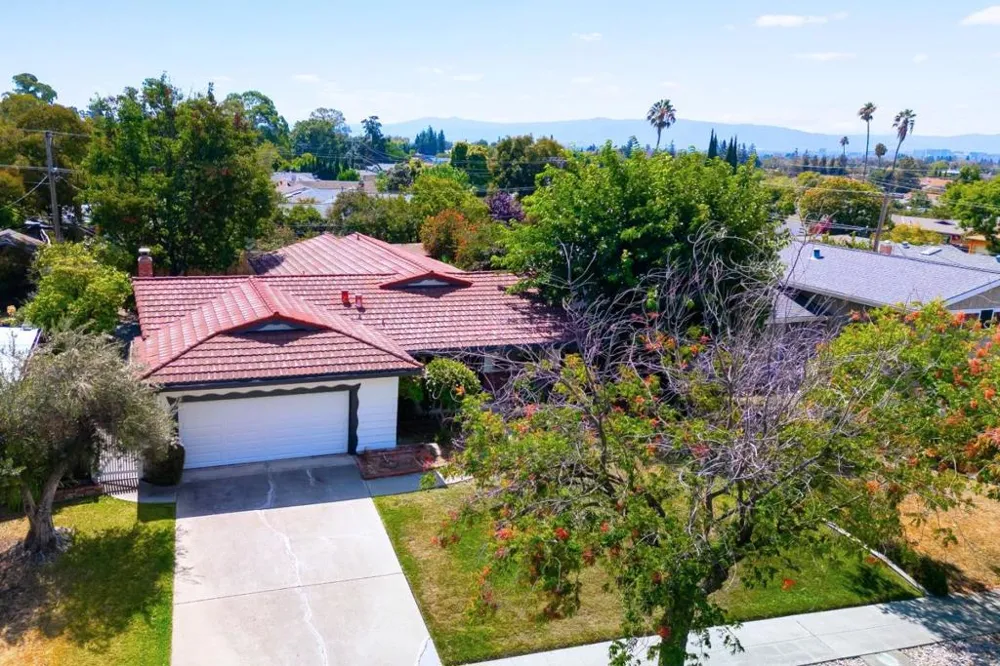 3370 Suncrest Avenue San Jose, CA 95132
