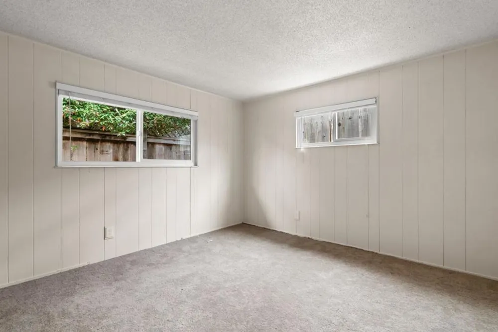4855 Crystal Street Capitola, CA 95010