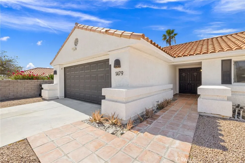 1479 E Francis Street Palm Springs, CA 92262