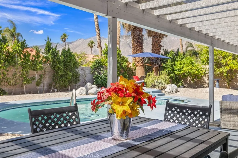 1479 E Francis Street Palm Springs, CA 92262