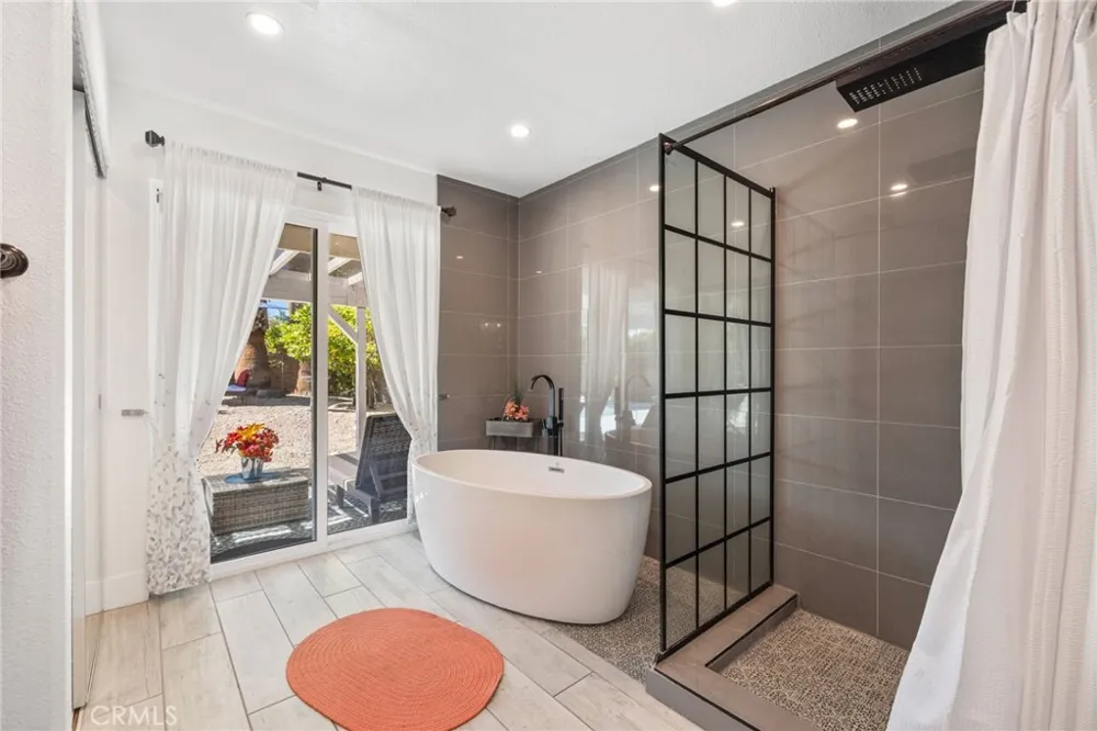 1479 E Francis Street Palm Springs, CA 92262