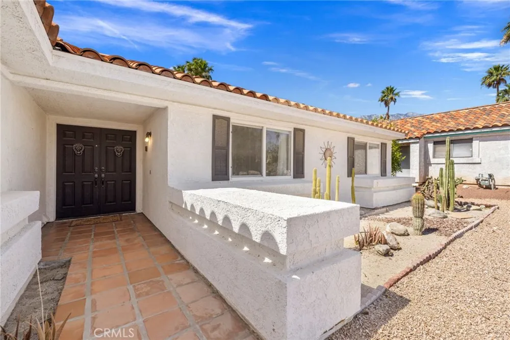 1479 E Francis Street Palm Springs, CA 92262