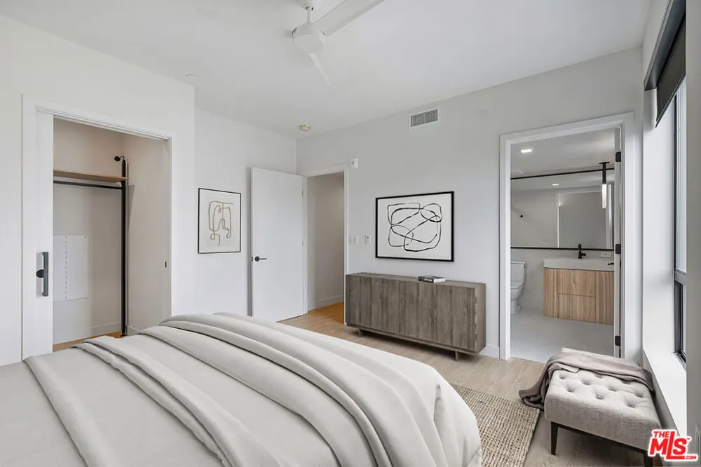 3688 Overland Avenue #521 Los Angeles, CA 90034
