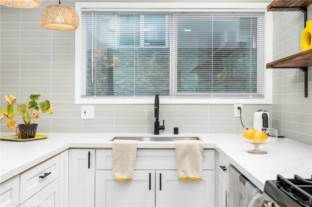 17102 Sanborn North Palm Springs, CA 92258