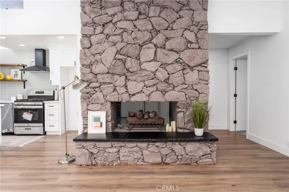 17102 Sanborn North Palm Springs, CA 92258
