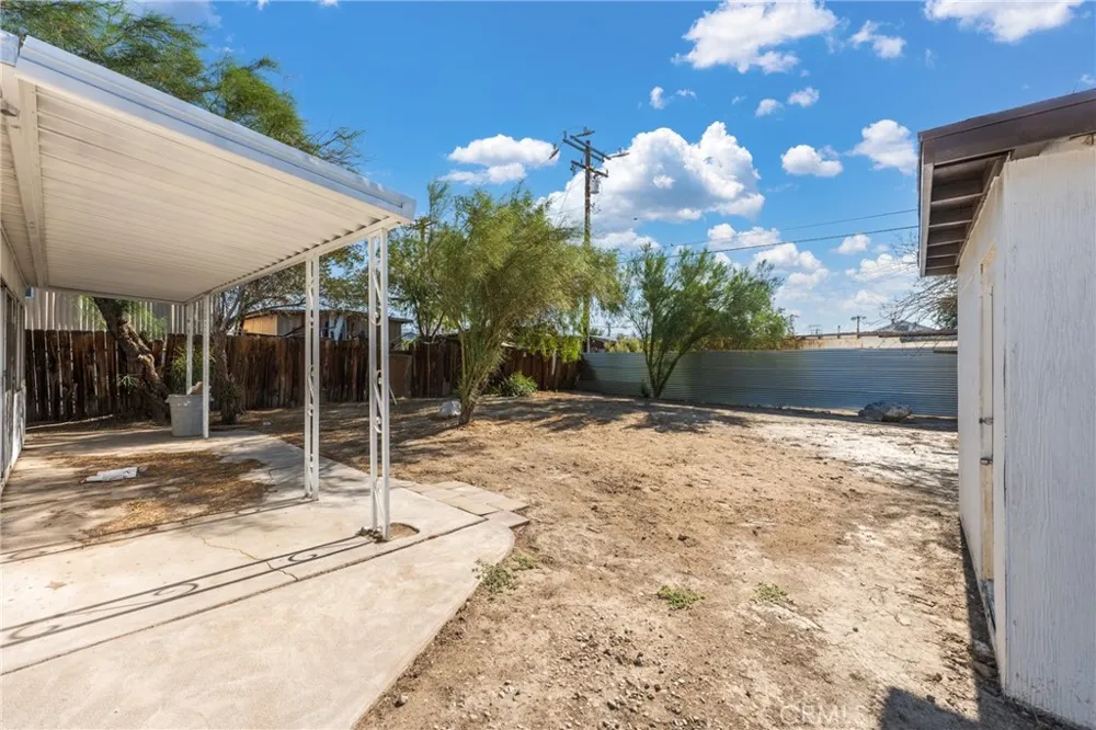 17102 Sanborn North Palm Springs, CA 92258