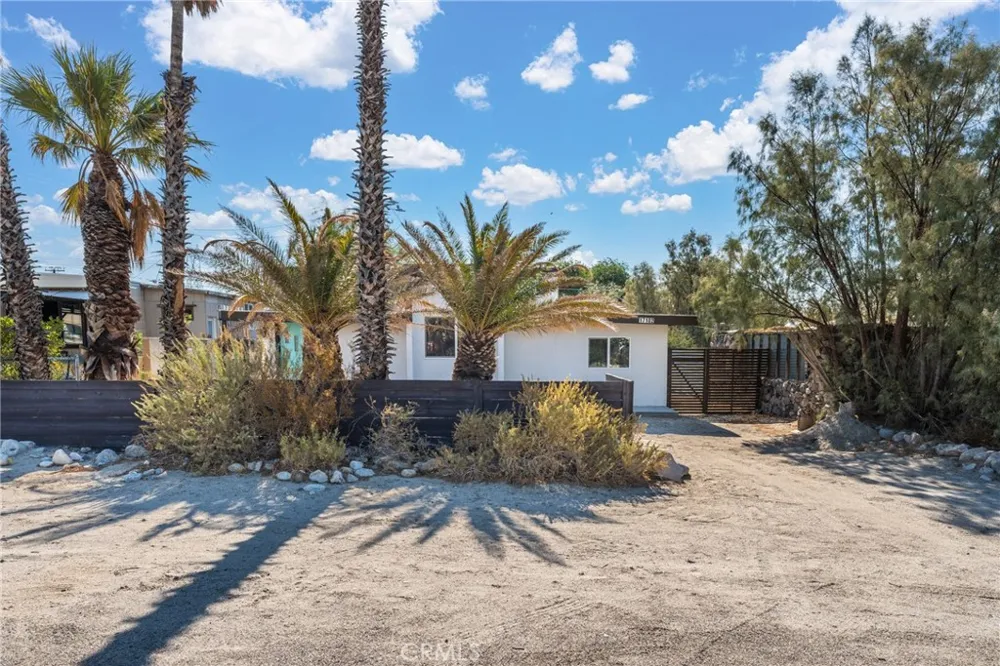 17102 Sanborn North Palm Springs, CA 92258