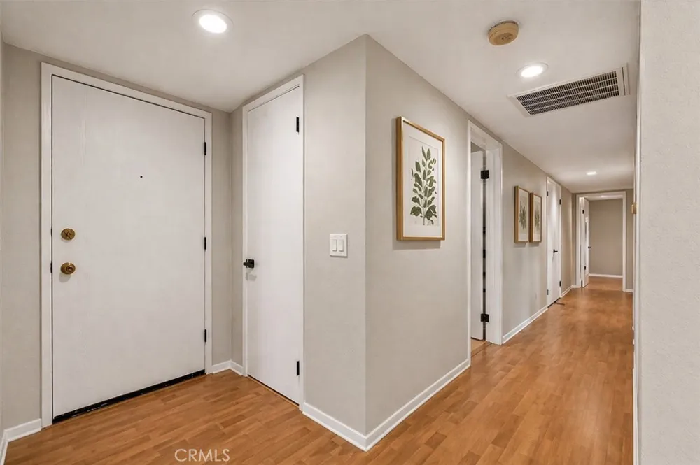 1304 Stanley #10 Glendale, CA 91206