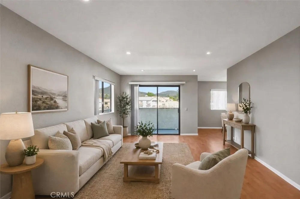 1304 Stanley #10 Glendale, CA 91206