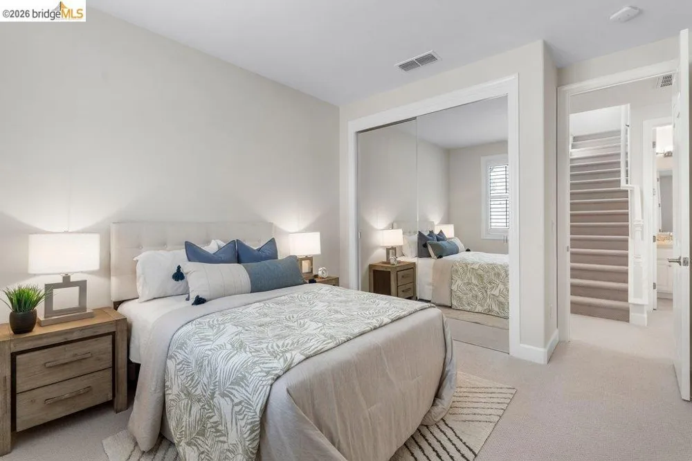 207 Flagship Court Richmond, CA 94801