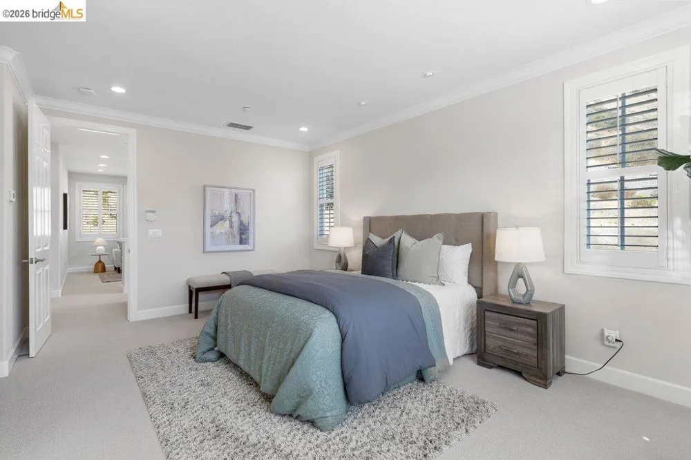 207 Flagship Court Richmond, CA 94801