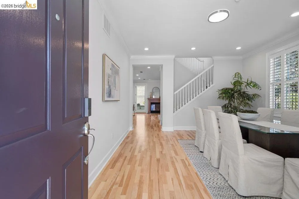207 Flagship Court Richmond, CA 94801