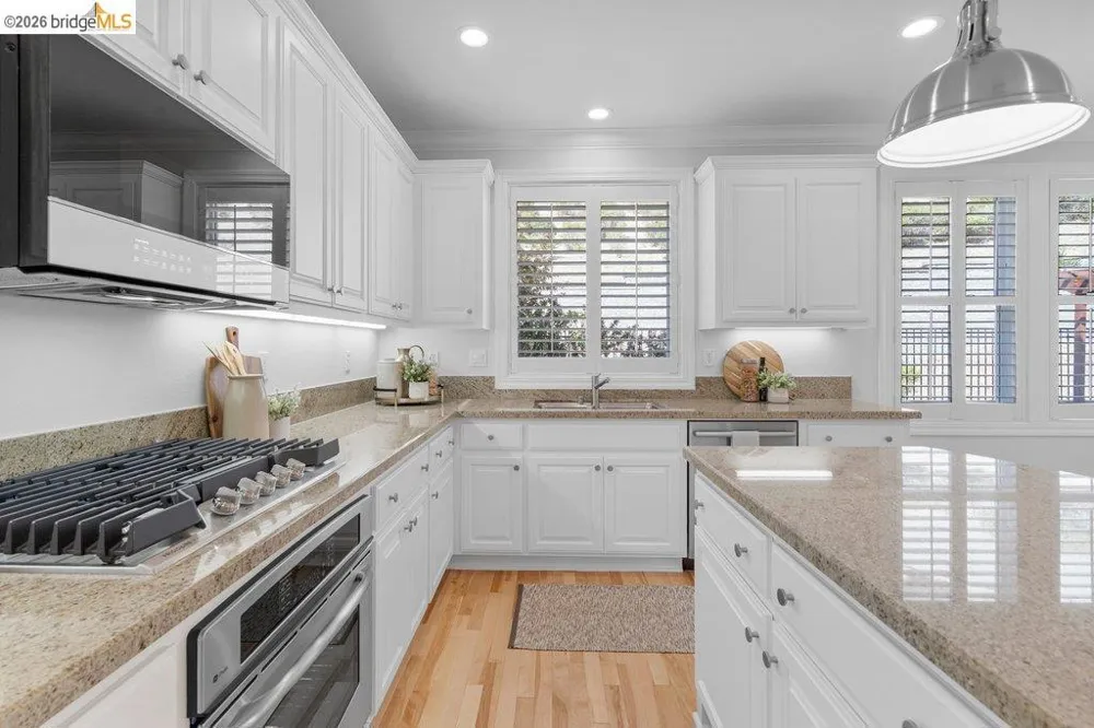 207 Flagship Court Richmond, CA 94801