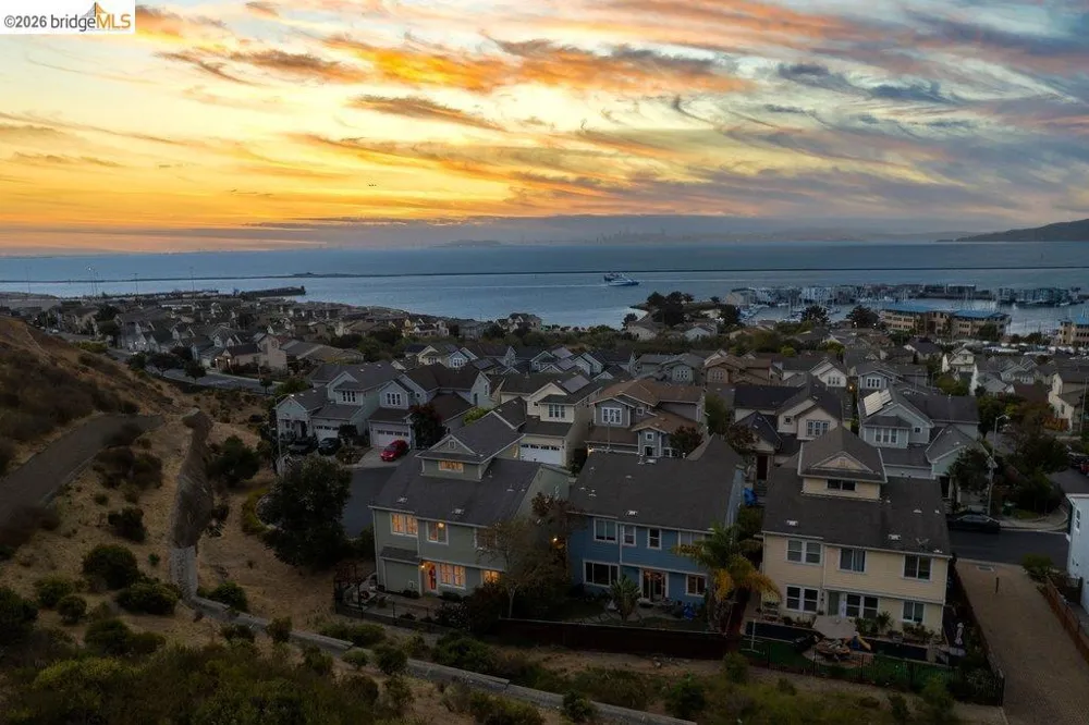 207 Flagship Court Richmond, CA 94801